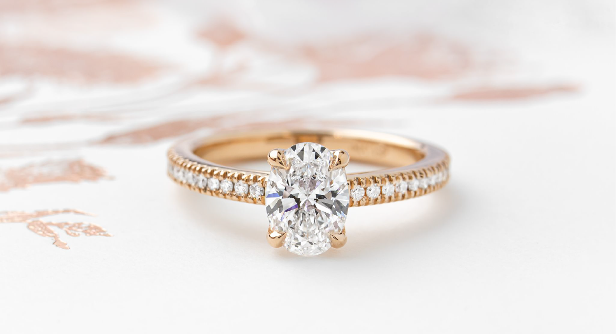 oval diamond band