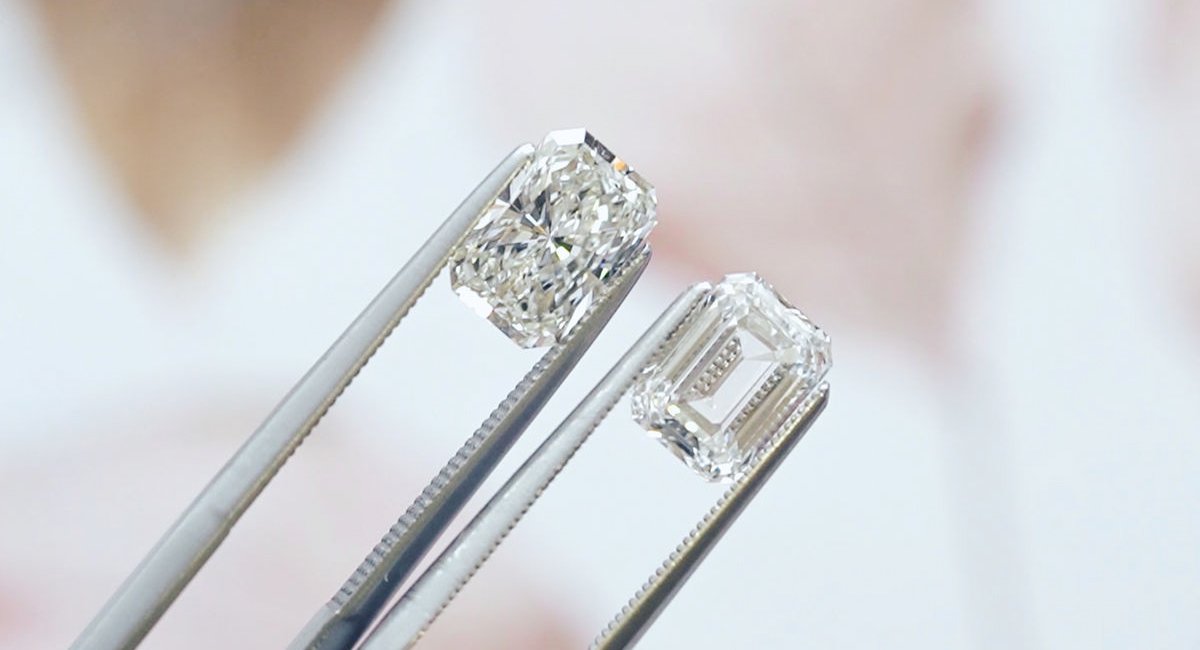 radiant vs emerald cut cut diamonds