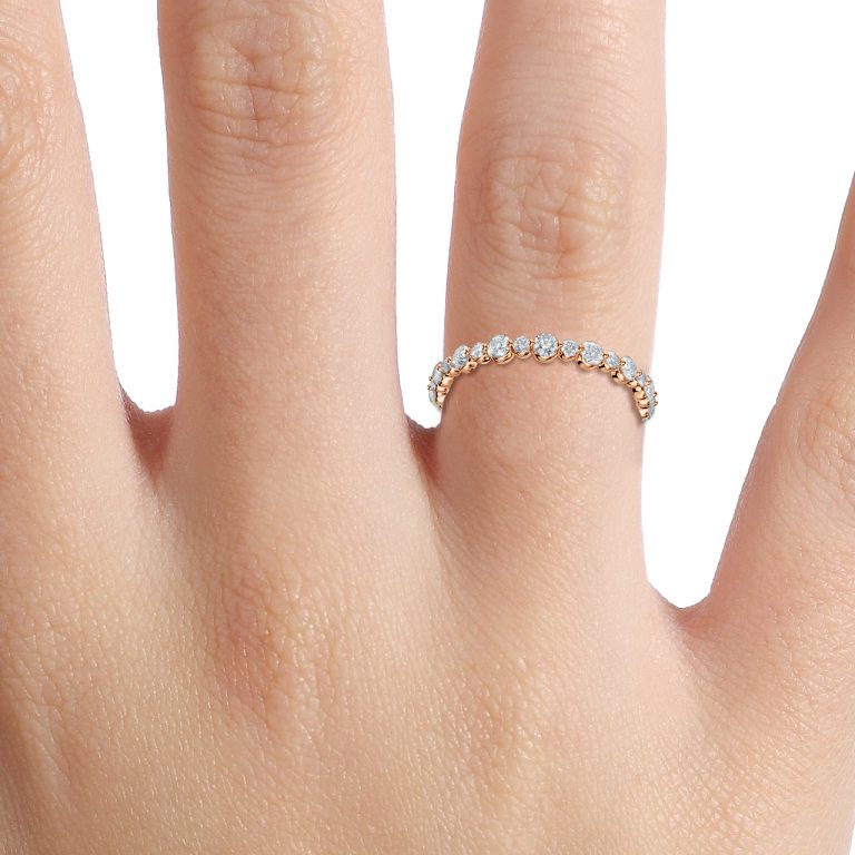 Vintage Round Lab Grown Diamond Shared Prong Stackable Wedding Ring