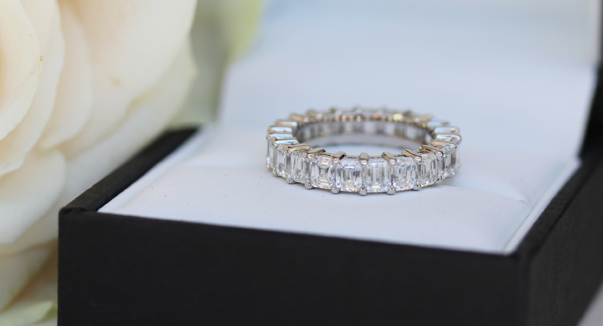 What Are Eternity Bands?