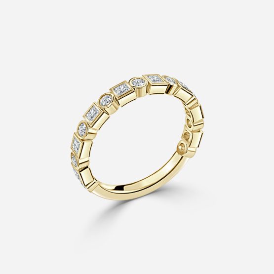 Bezel Set Round And Princess Cut Wedding Ring