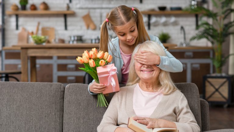 Best Jewelry Gift Ideas For Surprise Your Mom On Mother's Day