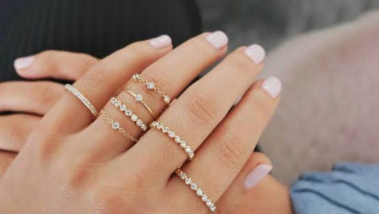 Best Meanings of Wearing Rings on Different Types of Fingers