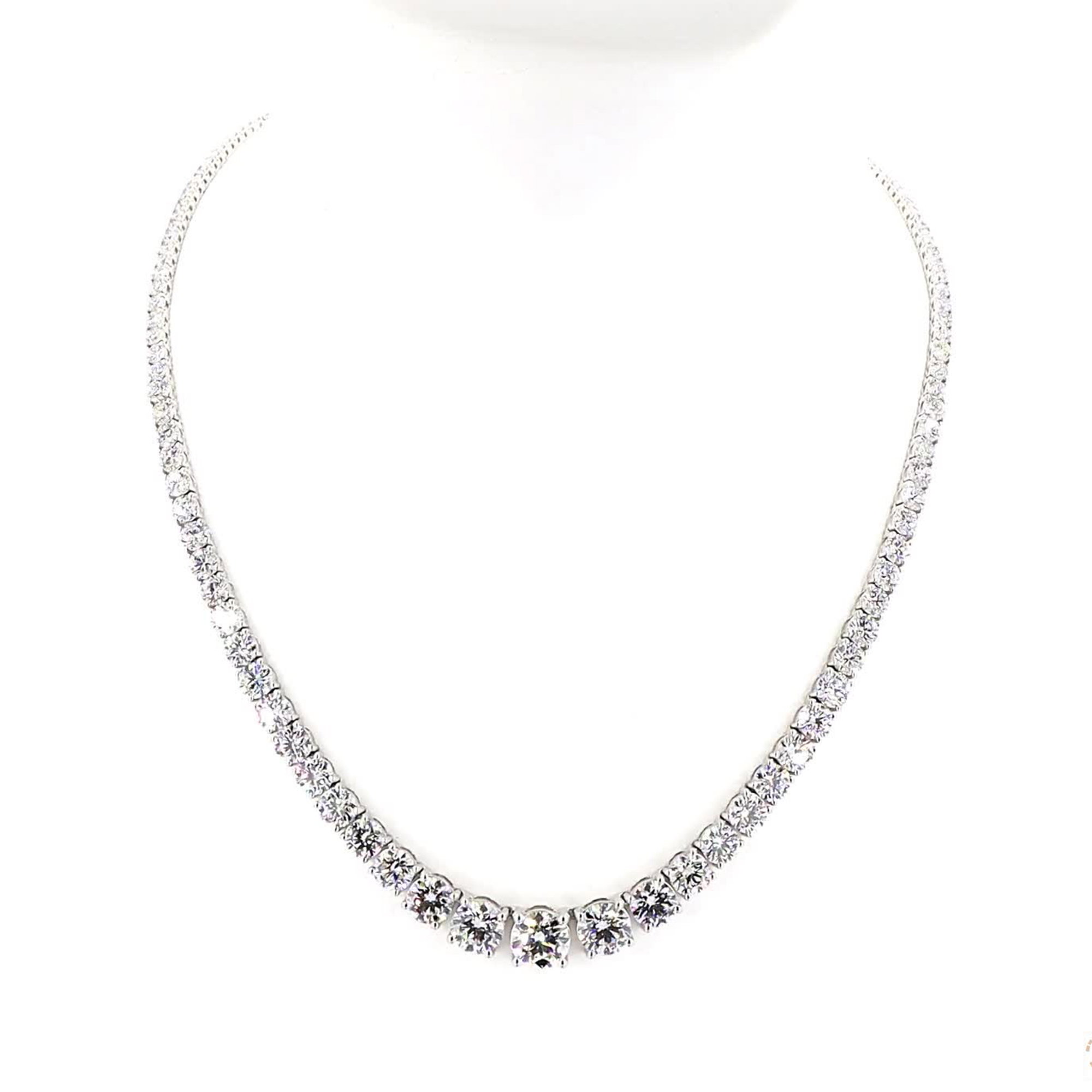 Round Lab Grown Diamond Graduated 4 Prong Tennis Necklace In 14K White Gold