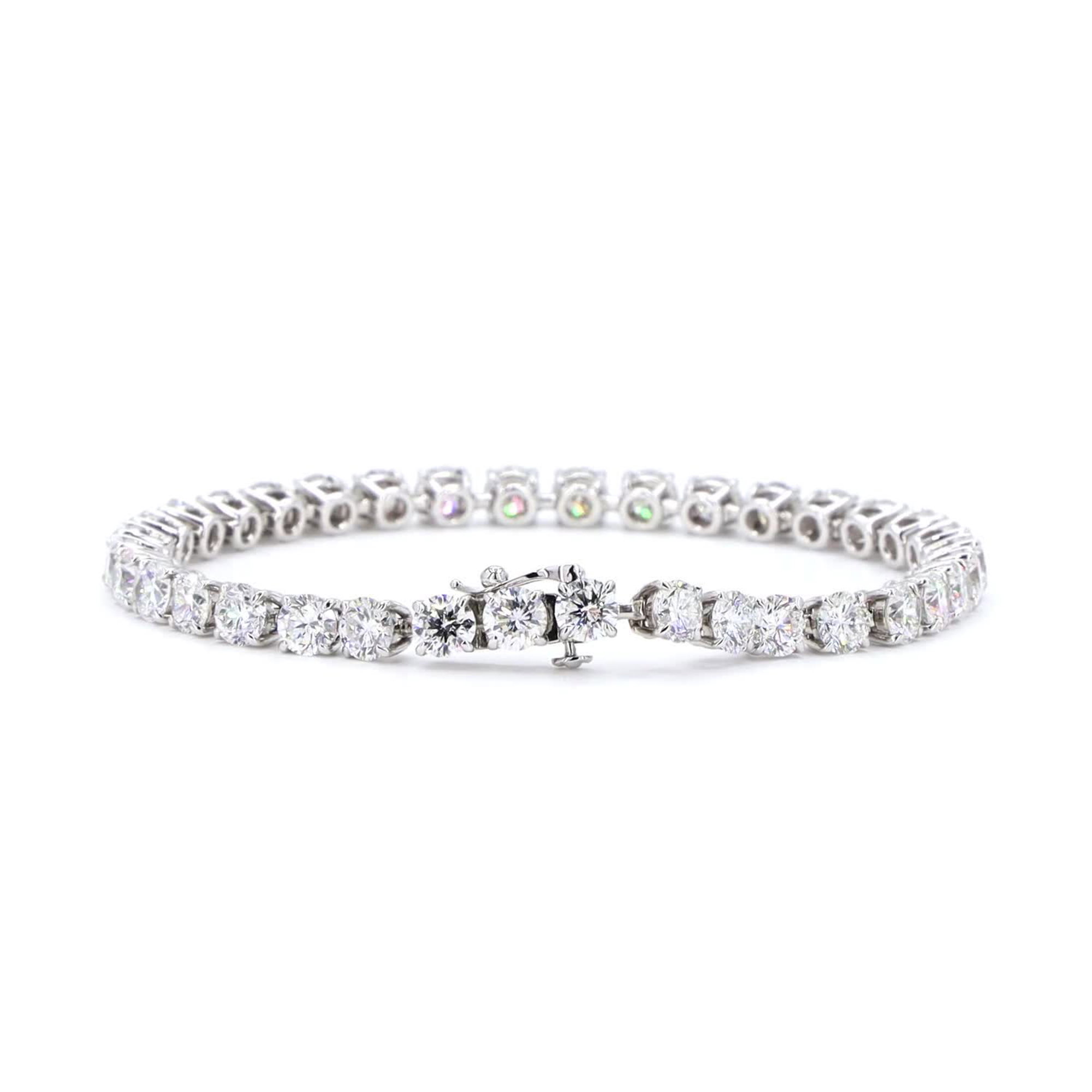Round Lab Grown Diamond bracelet In 14k White Gold
