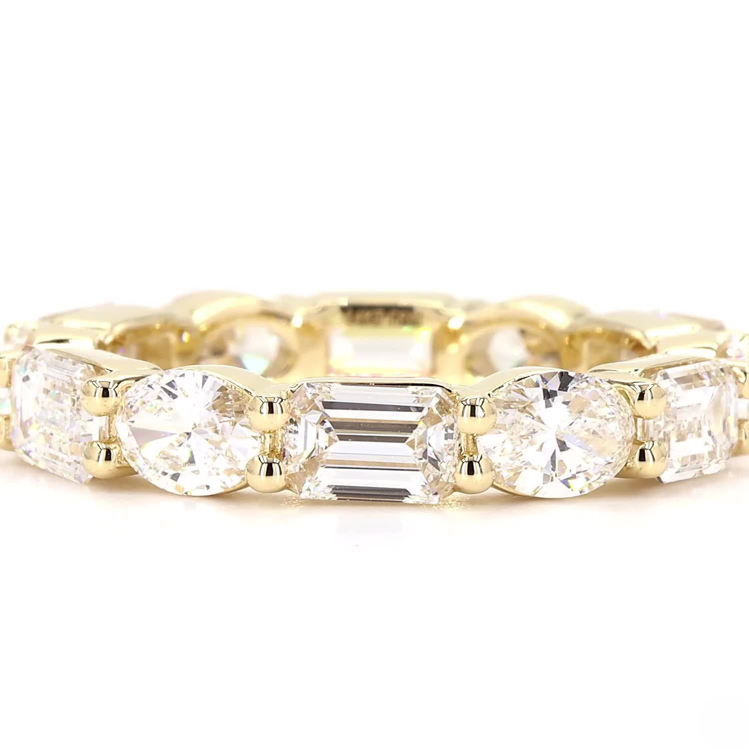 Emerald And Oval Alternating Full Eternity Wedding Ring In 14K Yellow Gold