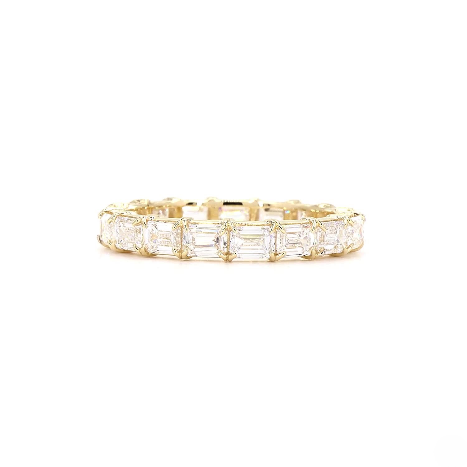 Emerald East West Lab Grown Diamond Full Eternity Ring In 14K Yellow Gold