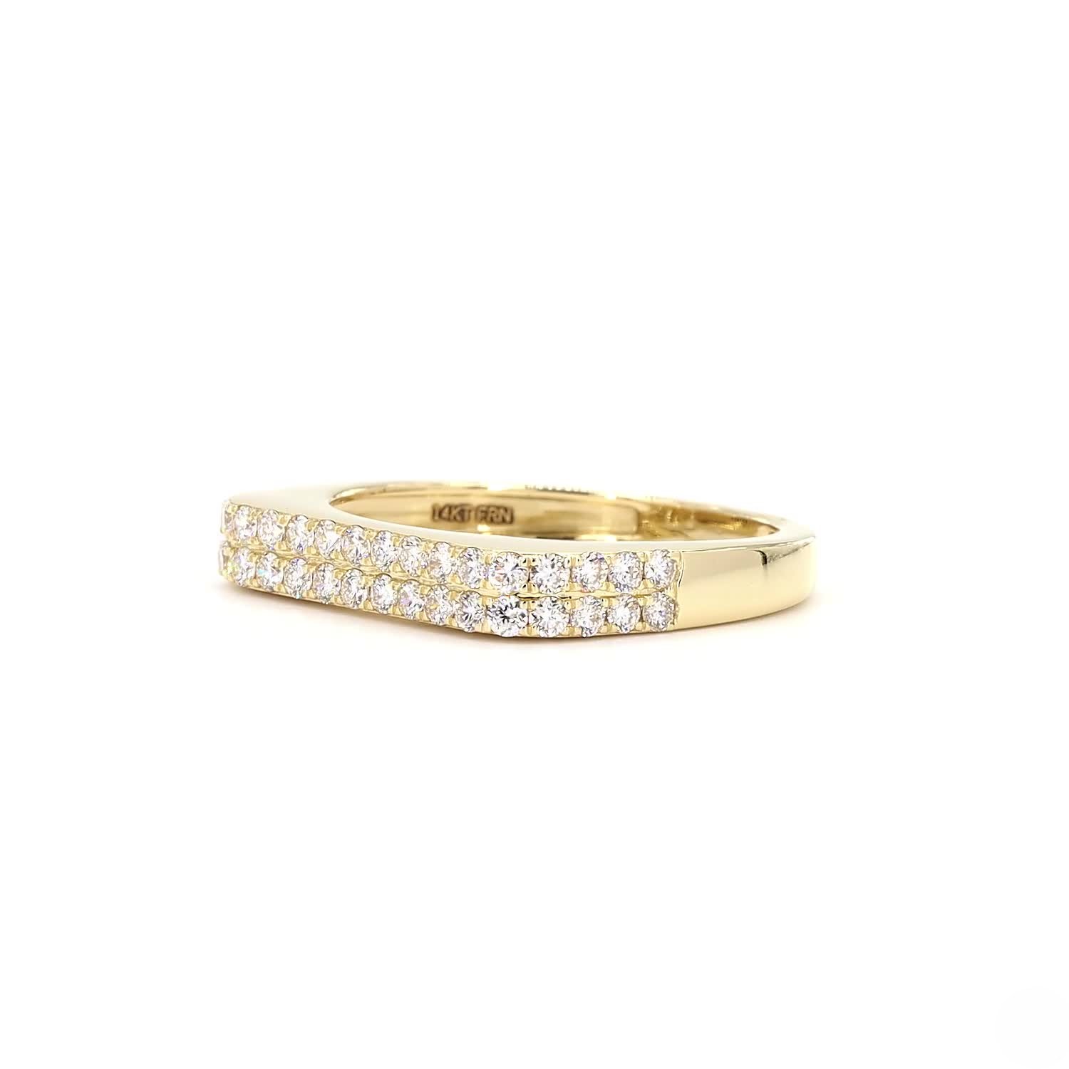 Round Lab Grown Diamond Bar Wedding Ring In 14K Yellow Gold